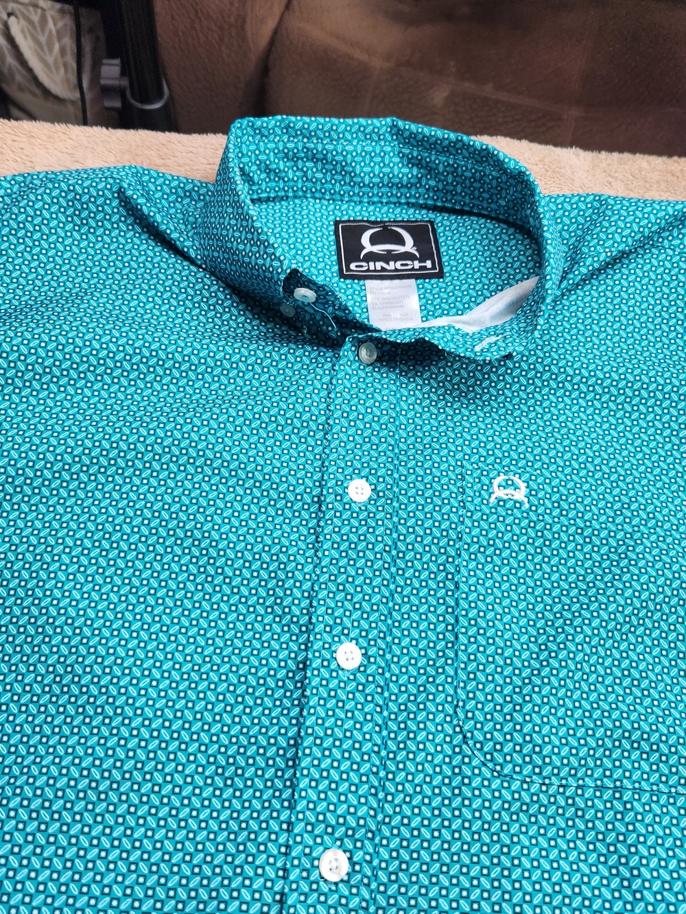 Cinch Men's Teal Printed Button-Up Shirt in a M